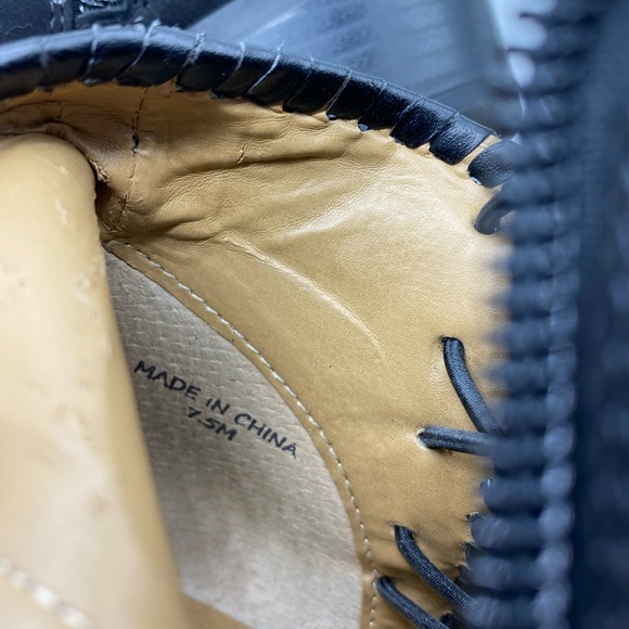 Jack Rogers Regan Black Suede Booties Size 7.5M - Picture 10 of 14